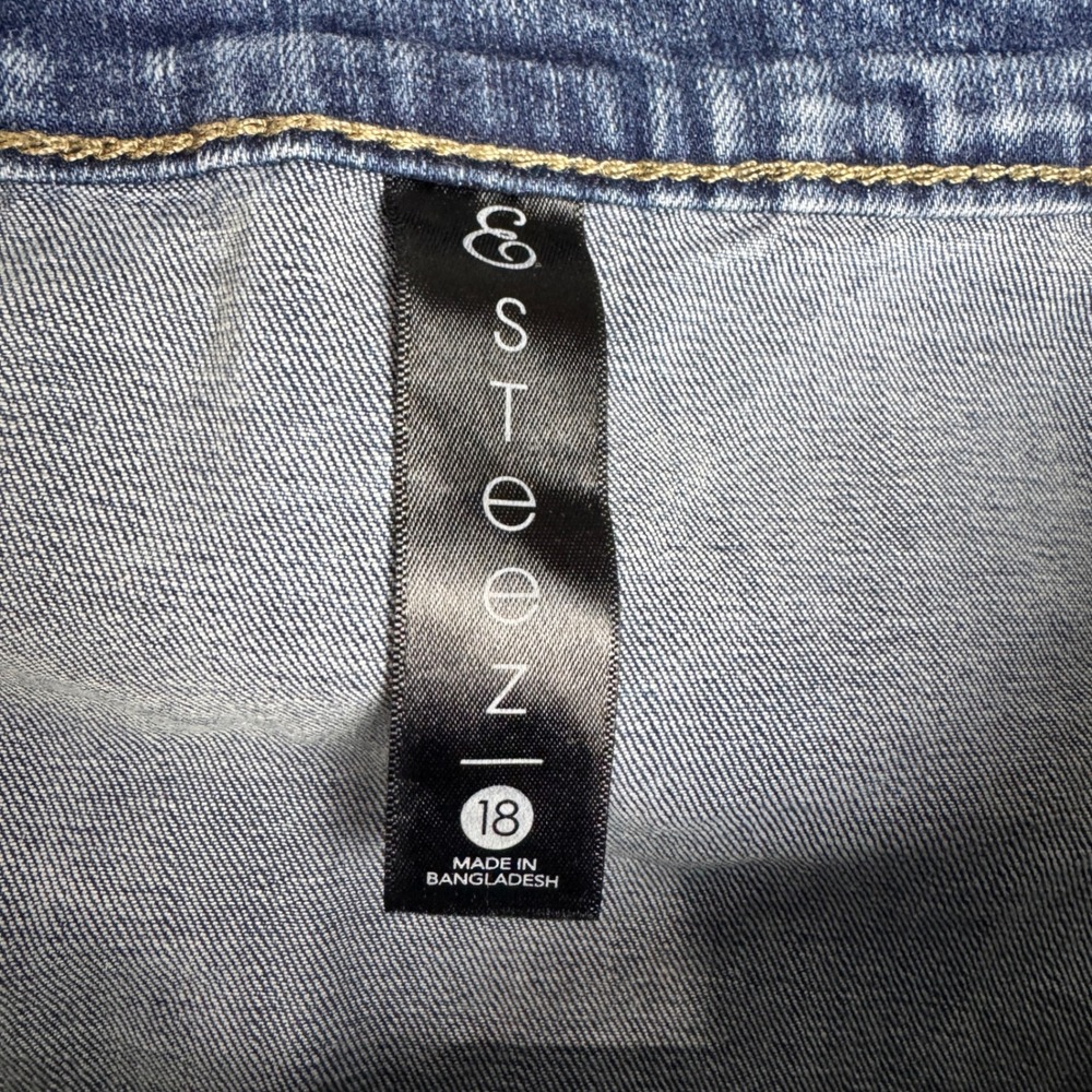 Esteez Womens Size 18 Blue Denim Button Front A-Line Skirt Medium Wash EX802181 - Picture 4 of 7